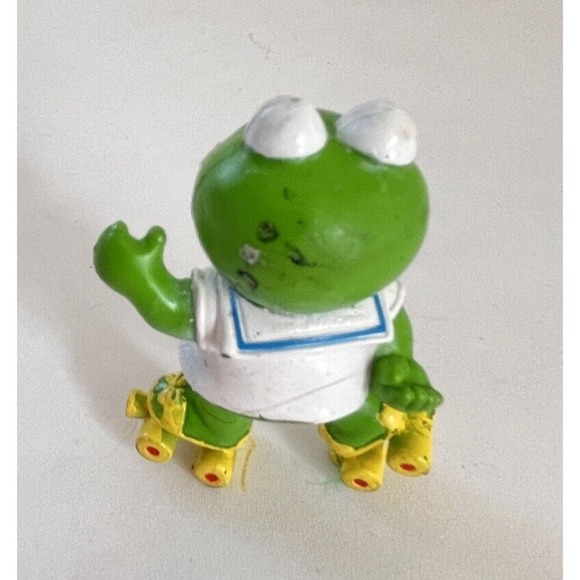 Kermit Pvc Figure Roller Skates Muppet Babies Mcdonalds Happy Meal 2.5 inch - Picture 3 of 5